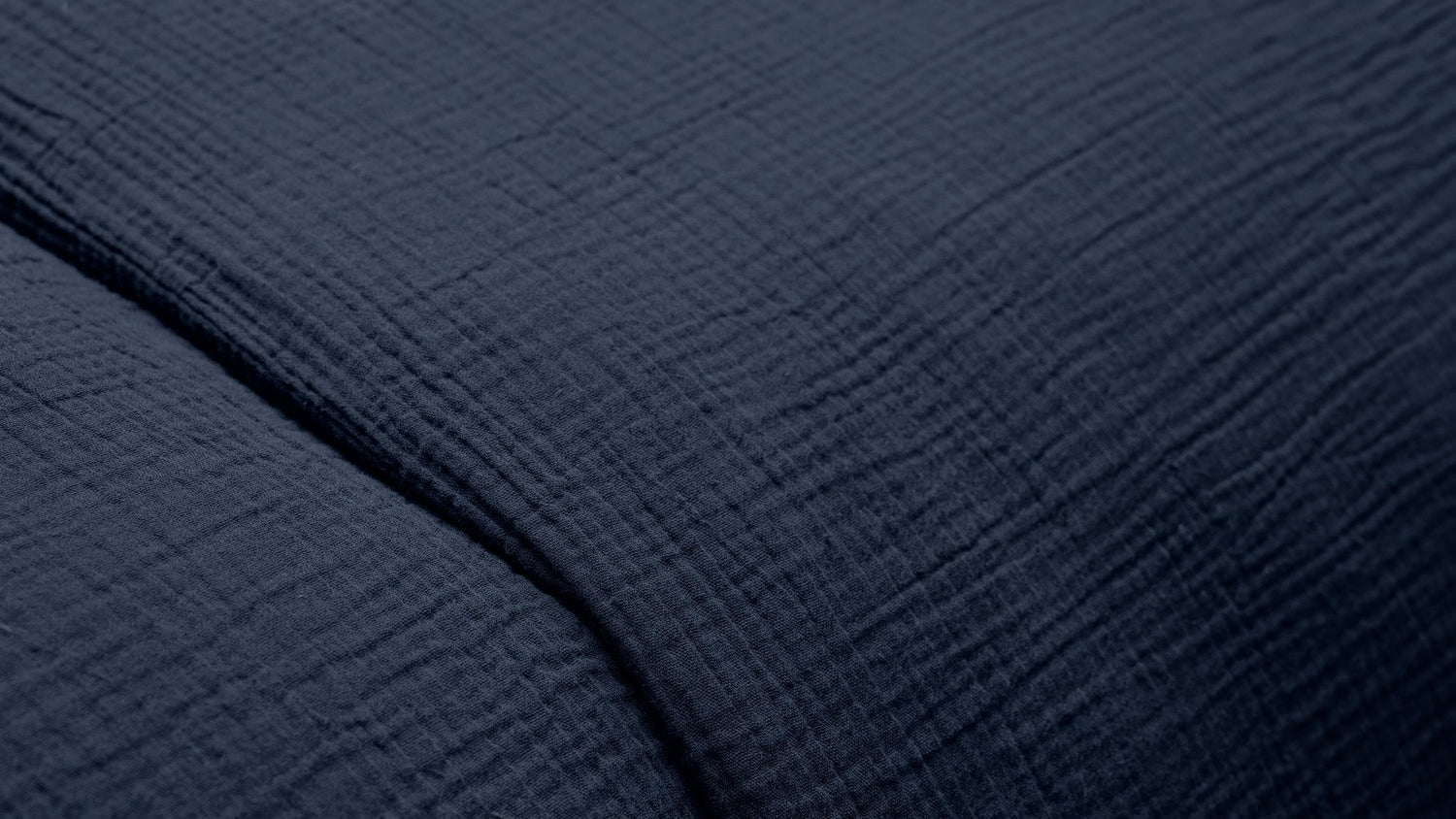 Felsgraue Musselin-Bettwäsche aus 100% Bio-Baumwolle für Erwachsene - weich, atmungsaktiv und nachhaltig gefertigt in Portugal. GOTS-zertifiziert